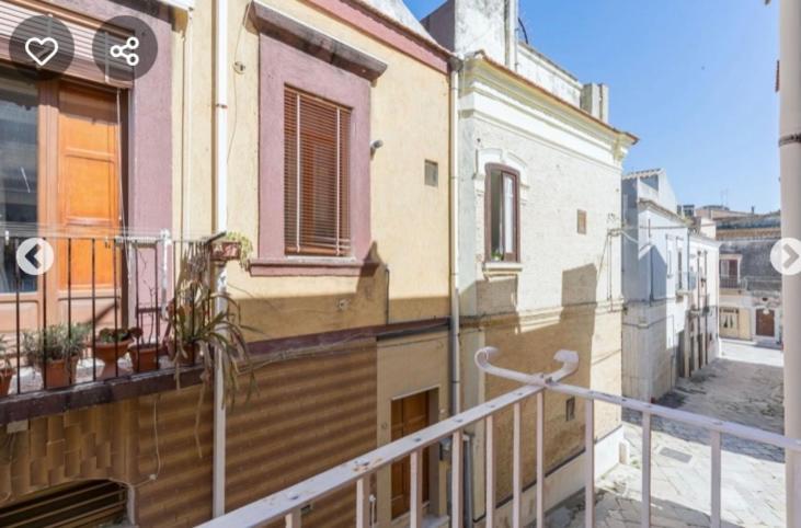 B&B Palazzo Veliero Al Castello Torre Maggiore Zewnętrze zdjęcie